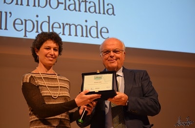 Eleonora Dusi premiata da Bruno Dallapiccola