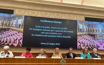 Conferenza stampa sulla psoriasi pustolosa generalizzata